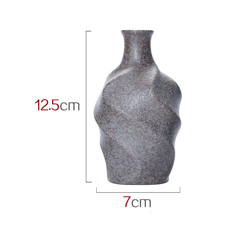 Ceramic vase simulating dry flower vase